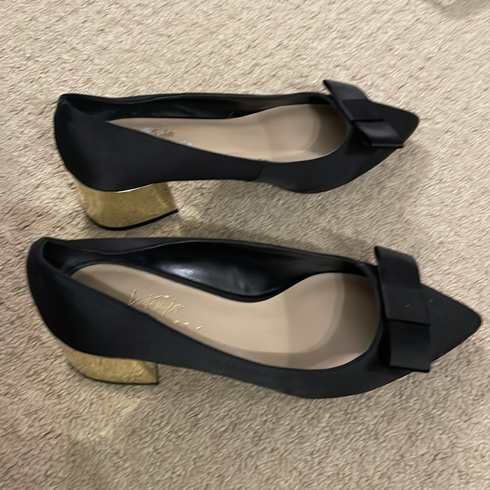 Lord and taylor ladies black shoes - Picture 3 of 4